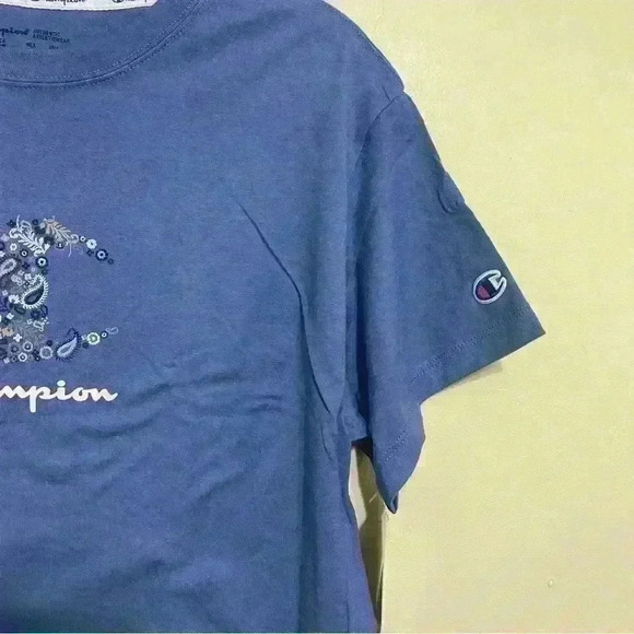 Champion Womens Cropped Graphic-Print T-Shirt Purple Size M New With Tags gym - Picture 6 of 9